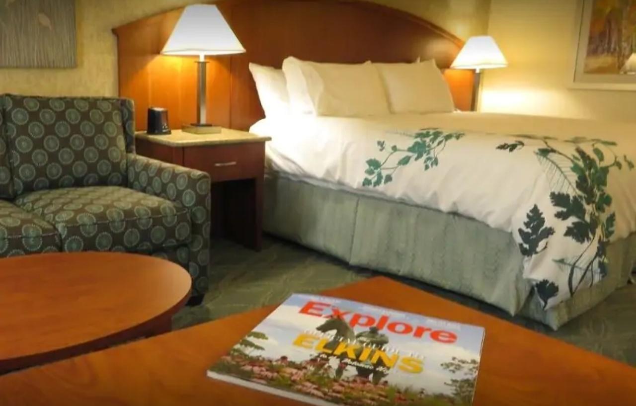 Wingate By Wyndham Elkins Hotel Eksteriør billede